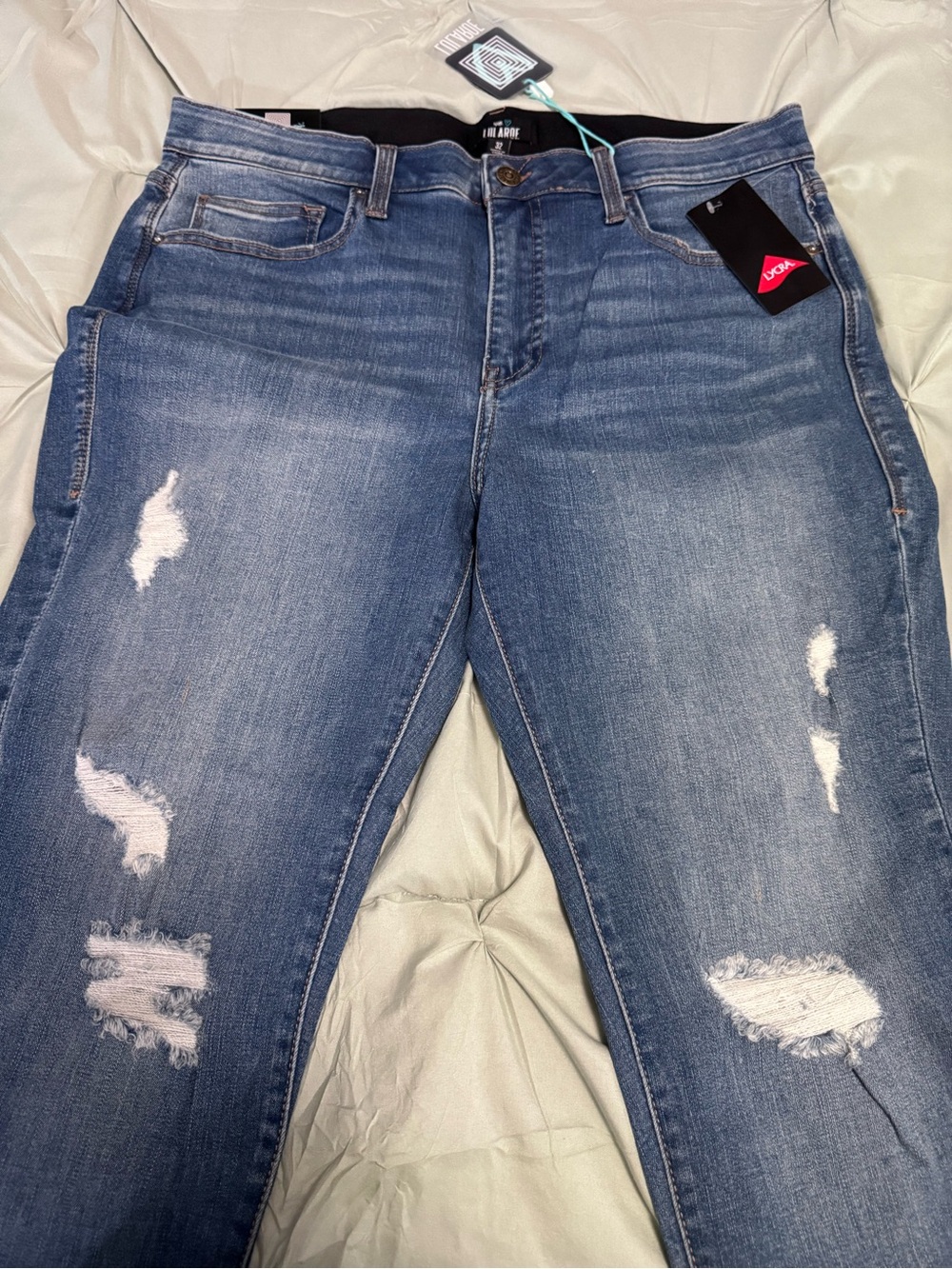 LuLaRoe Distressed Women's Blue Denim Jeans
